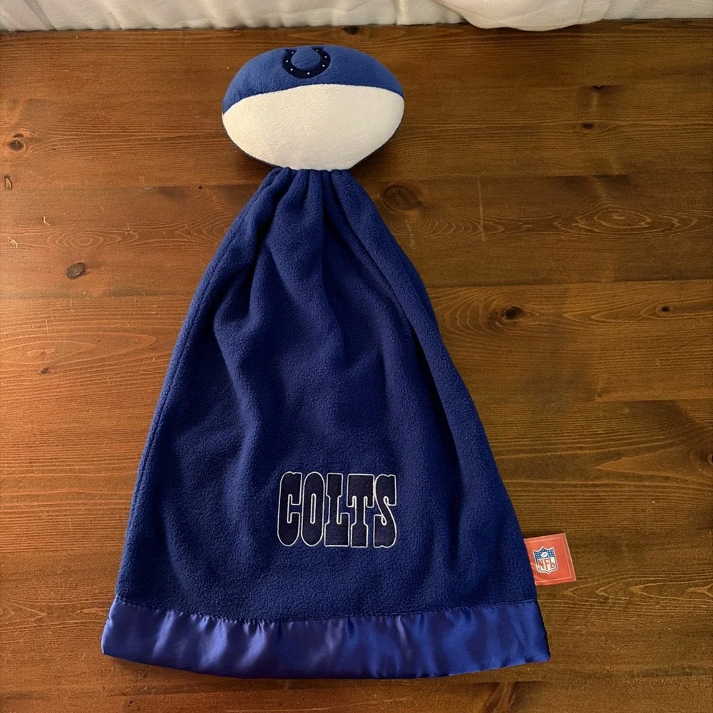 2007 SNUGGLEBALL NFL COLTS FLEECE‎ FOOTBALL BLANKET